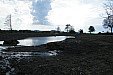 Postupné napouštění rybníka v Chyníně 11.5.2010
